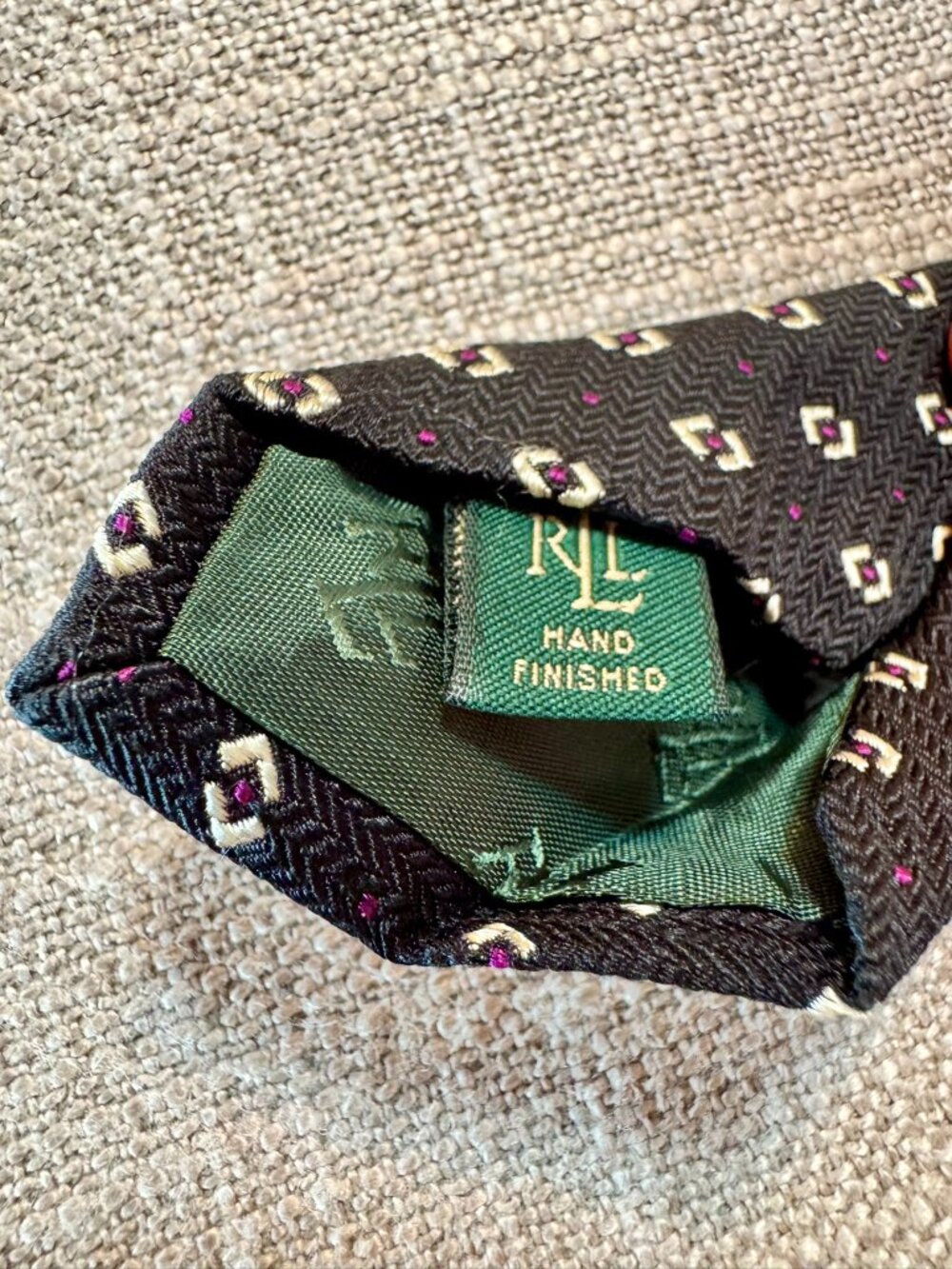 Lauren Ralph Lauren Black Silk Tie – Cream & Purple Micro‑Print – 3.5” Width - Picture 6 of 6